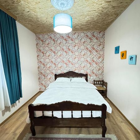 Odo'S Guest House Martvili Exterior photo